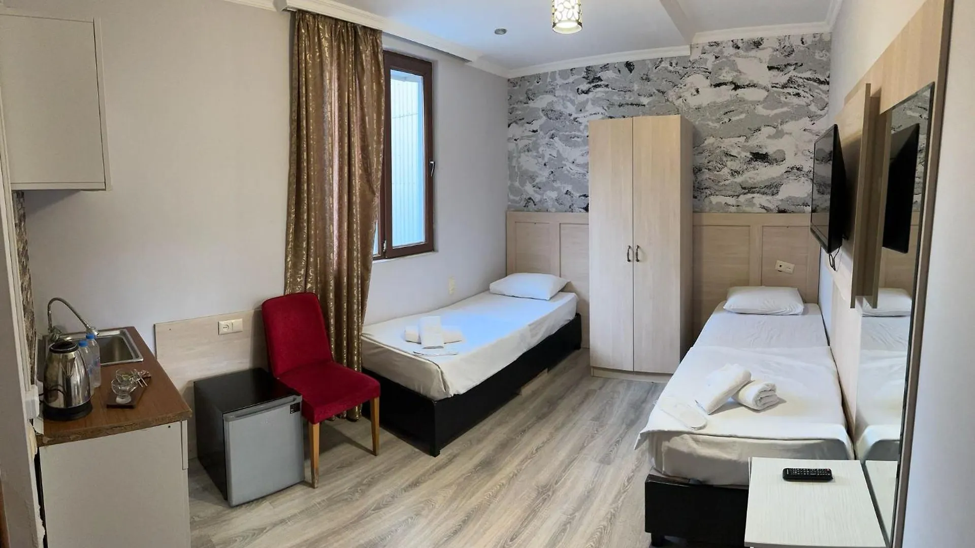 MyRose Grand Hotel, Batoemi Hotel